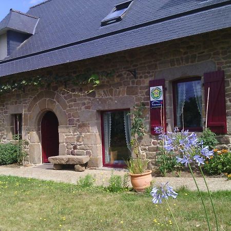 La Roche Bed & Breakfast Saint-Etienne-en-Cogles Eksteriør bilde