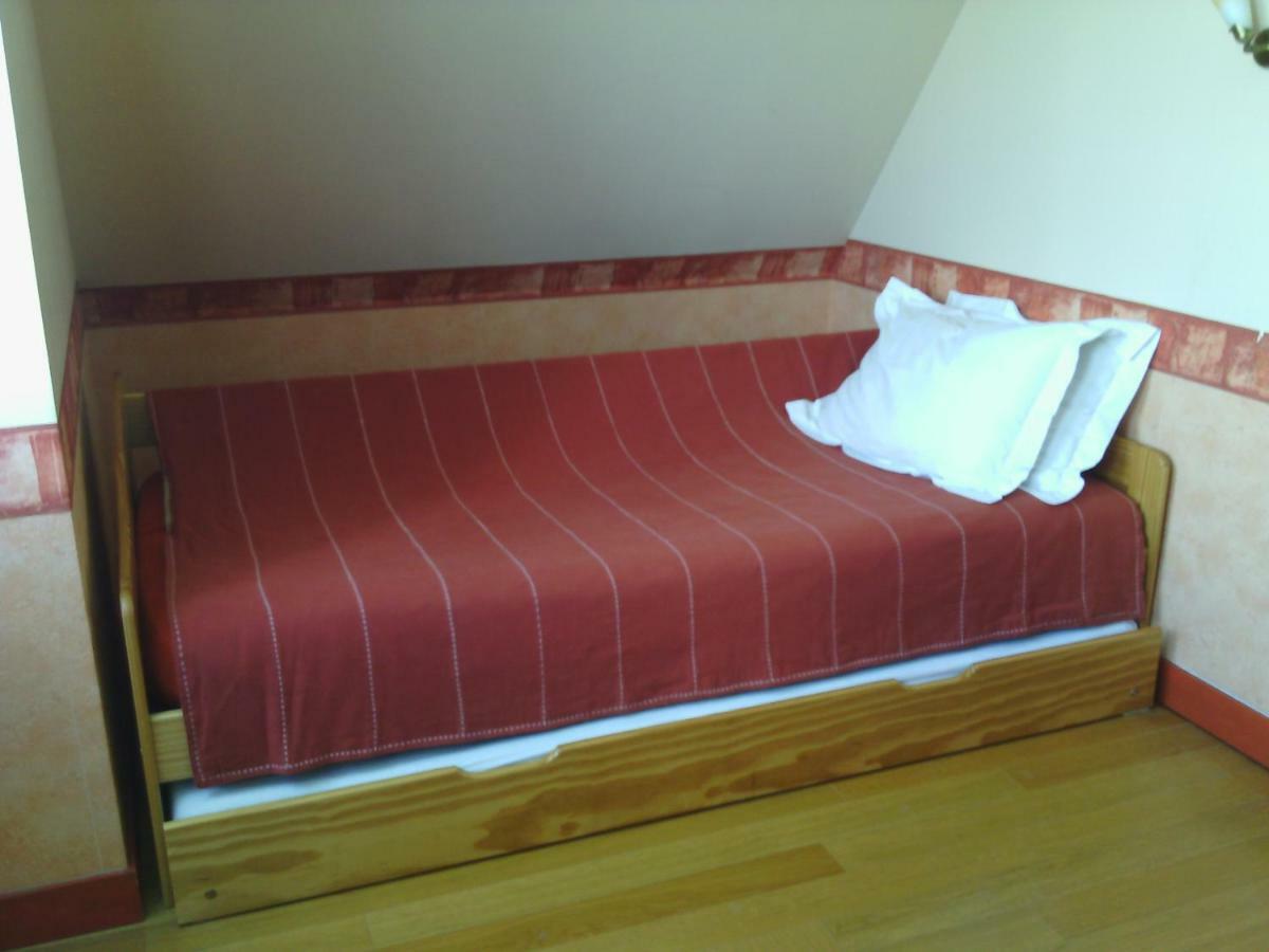 La Roche Bed & Breakfast Saint-Etienne-en-Cogles Eksteriør bilde