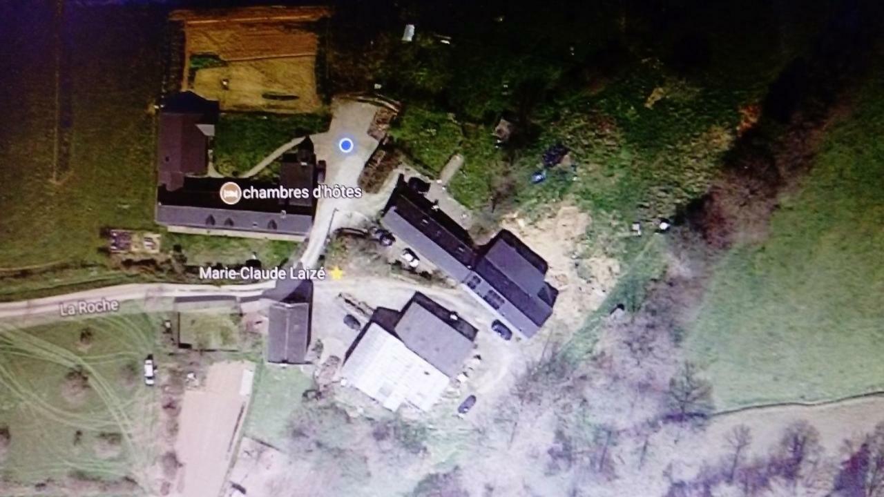 La Roche Bed & Breakfast Saint-Etienne-en-Cogles Eksteriør bilde